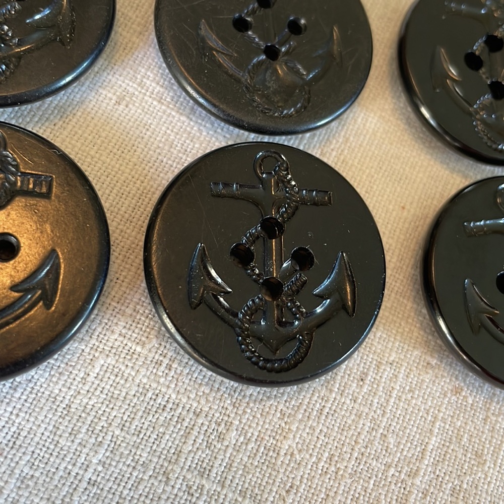 6 black pea coat/anchor buttons, black